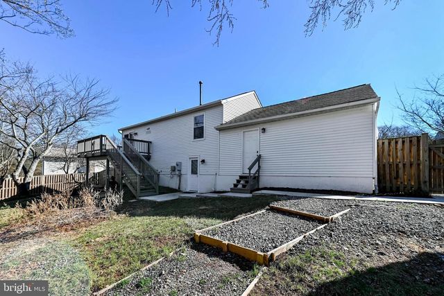 211 AMY CT, Sterling, VA 20164