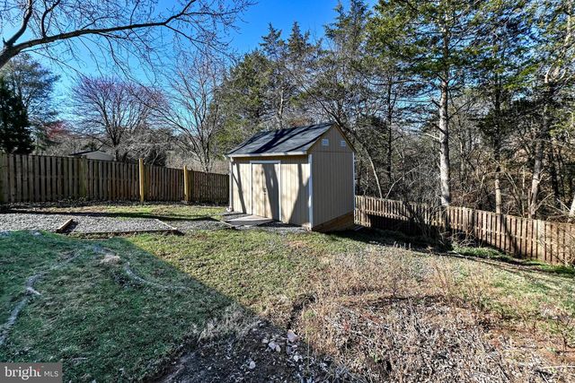 211 AMY CT, Sterling, VA 20164