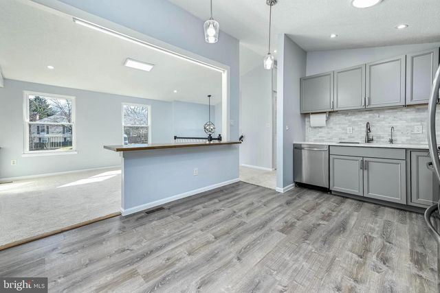 211 AMY CT, Sterling, VA 20164