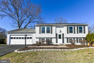 211 AMY CT, Sterling, VA 20164