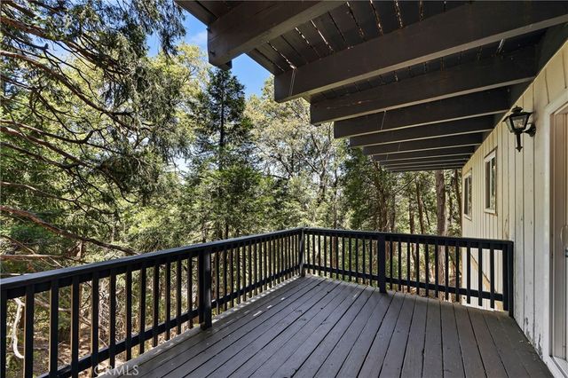 23746 Crest Forest, Crestline, CA 92325