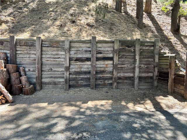 23746 Crest Forest, Crestline, CA 92325