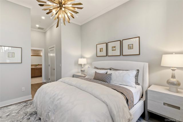 100 Garvies Point Road 1001, Glen Cove, NY 11542