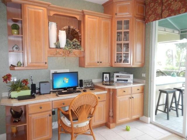 811 W HENRY STREET, Punta Gorda, FL 33950