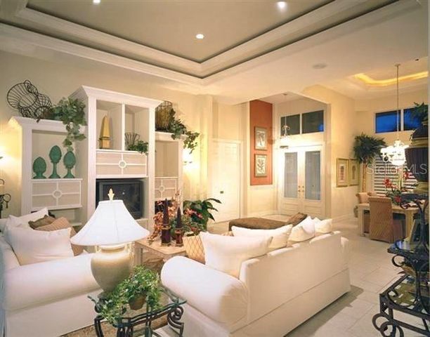 811 W HENRY STREET, Punta Gorda, FL 33950