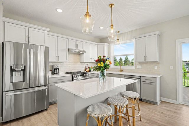 17945 Hidden Creek Trail, Lakeville, MN 55044