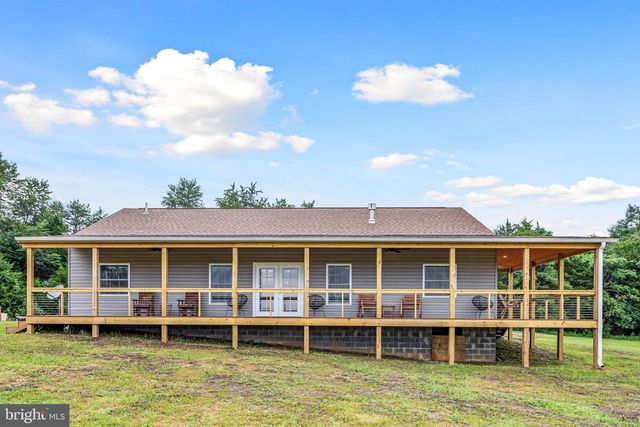 1195 MOUNTAIN VIEW DR, Rileyville, VA 22650