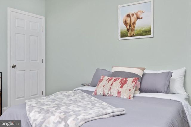 1195 MOUNTAIN VIEW DR, Rileyville, VA 22650