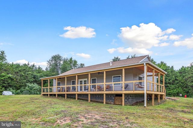 1195 MOUNTAIN VIEW DR, Rileyville, VA 22650