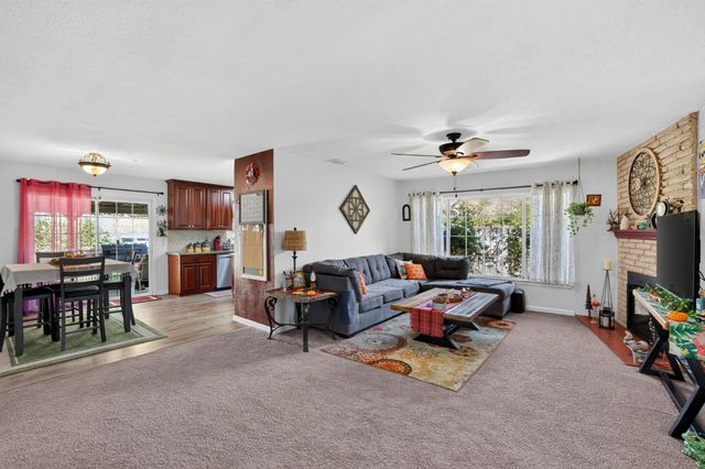 7025 Cherrytree Ave, Citrus Heights, CA 95621