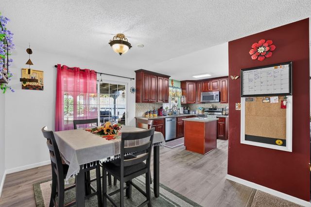 7025 Cherrytree Ave, Citrus Heights, CA 95621
