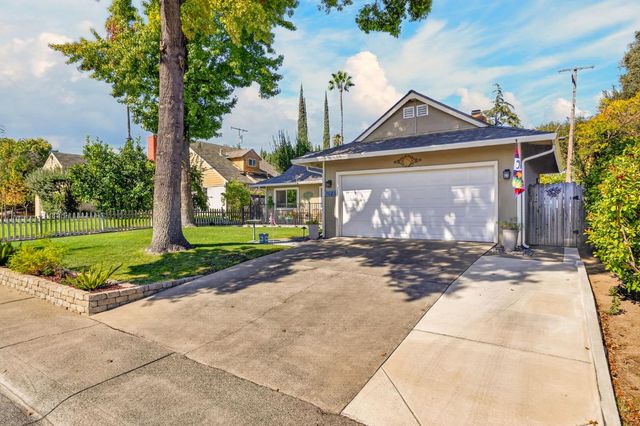 7025 Cherrytree Ave, Citrus Heights, CA 95621