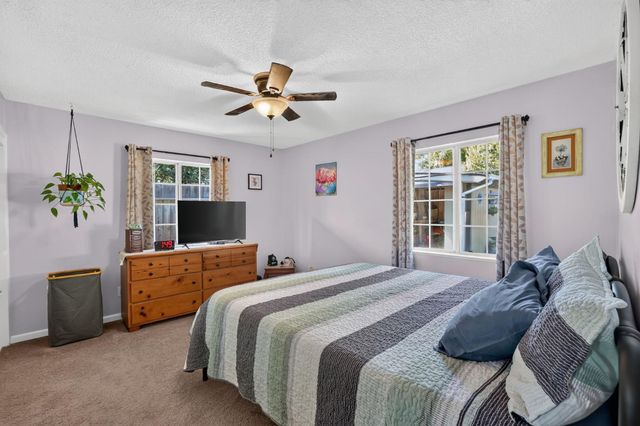 7025 Cherrytree Ave, Citrus Heights, CA 95621
