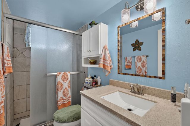 7025 Cherrytree Ave, Citrus Heights, CA 95621