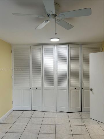 1600 NE 114th St 208, Miami, FL 33181
