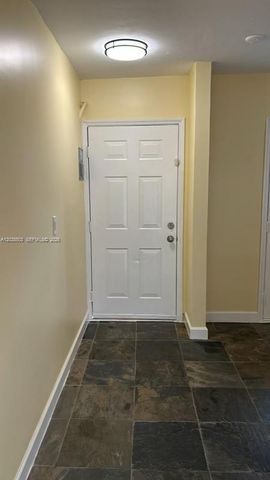 1600 NE 114th St 208, Miami, FL 33181
