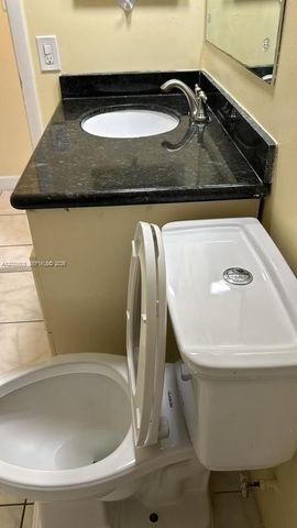 1600 NE 114th St 208, Miami, FL 33181