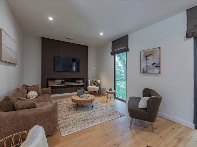 2806 Geronimo TRL, Austin, TX 78734