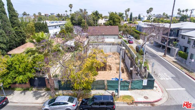 1000 N Gardner Street, West Hollywood, CA 90046