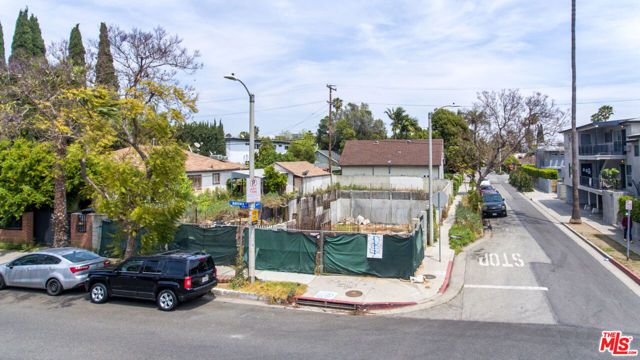 1000 N Gardner Street, West Hollywood, CA 90046