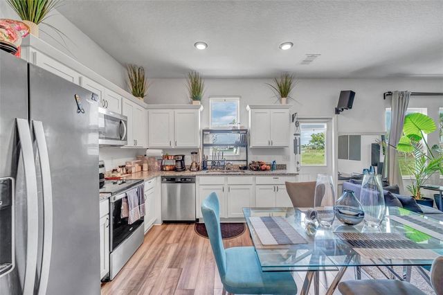 1203 7TH AVENUE NW, Ruskin, FL 33570