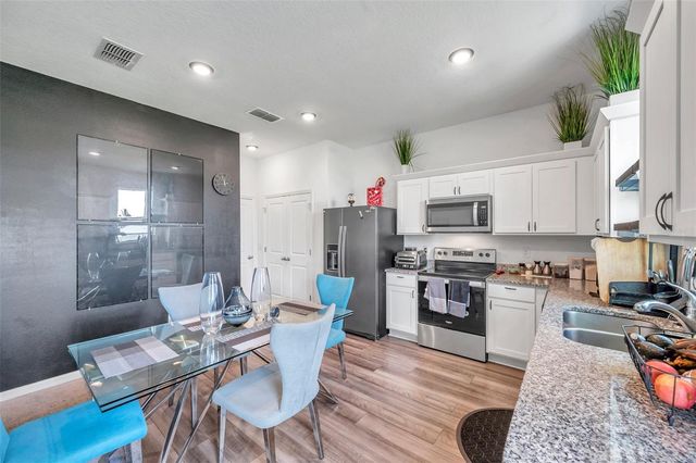 1203 7TH AVENUE NW, Ruskin, FL 33570