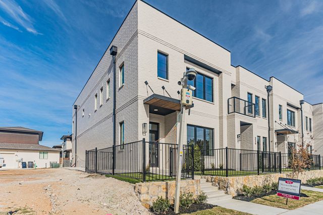 344 Nursery Lane, Fort Worth, TX 76114