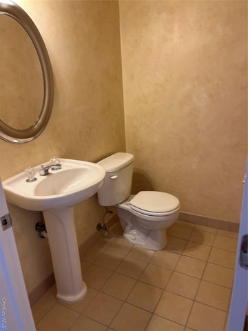 912 Altessa Boulevard, Melville, NY 11747