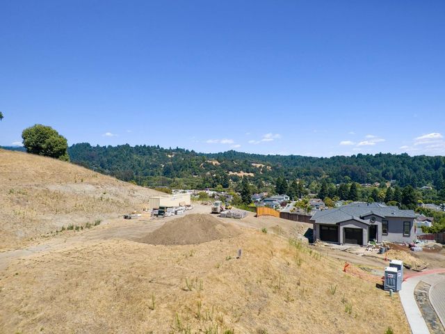 60 Indy Circle, Soquel, CA 95073
