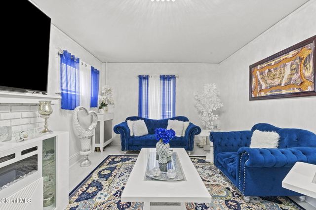 1295 Myron Street, Niskayuna, NY 12309