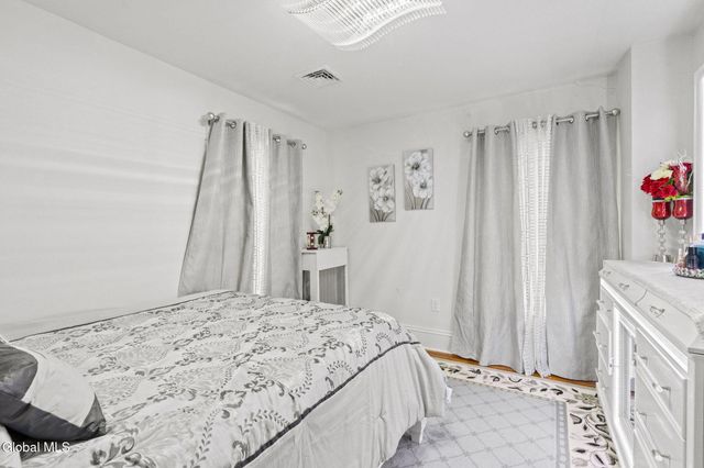 1295 Myron Street, Niskayuna, NY 12309