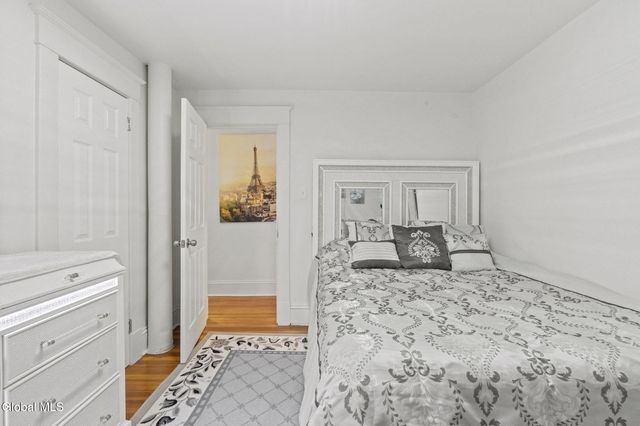 1295 Myron Street, Niskayuna, NY 12309