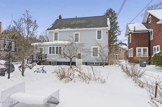 1295 Myron Street, Niskayuna, NY 12309