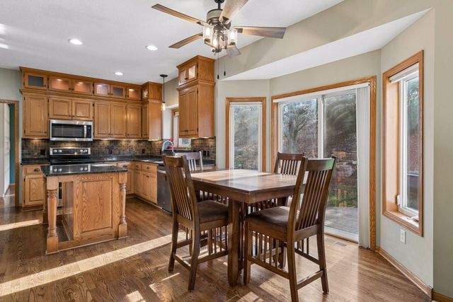 16583 Hearthside Way, Lakeville, MN 55044