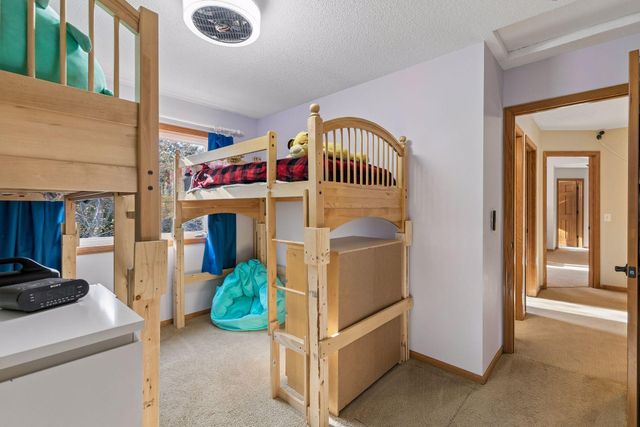 16583 Hearthside Way, Lakeville, MN 55044