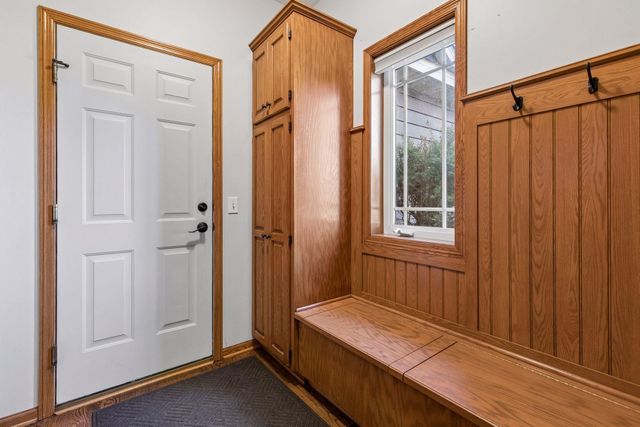 16583 Hearthside Way, Lakeville, MN 55044