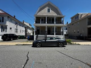 33 Hamilton St 1, Medford, MA 02155