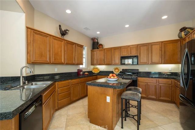 60165 Desert Rose Drive, La Quinta, CA 92253