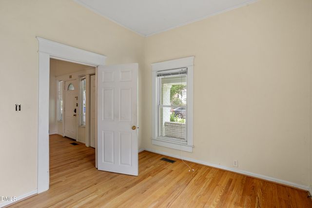 916 N Buchanan Boulevard, Durham, NC 27701