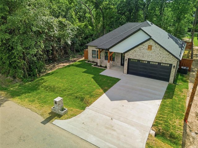 429 Waterboard Drive, Trinidad, TX 75163