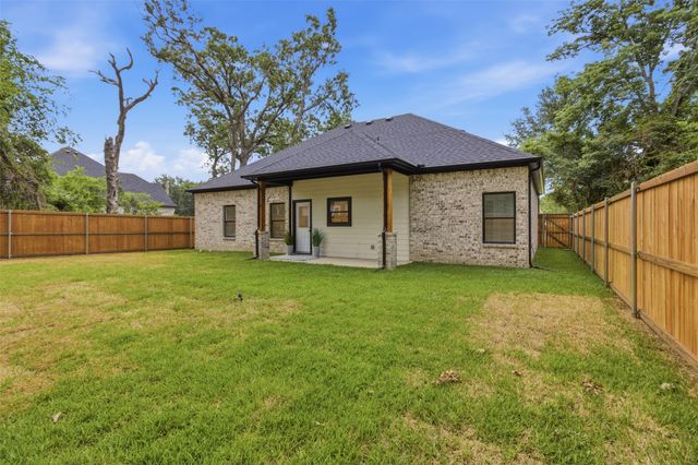 429 Waterboard Drive, Trinidad, TX 75163