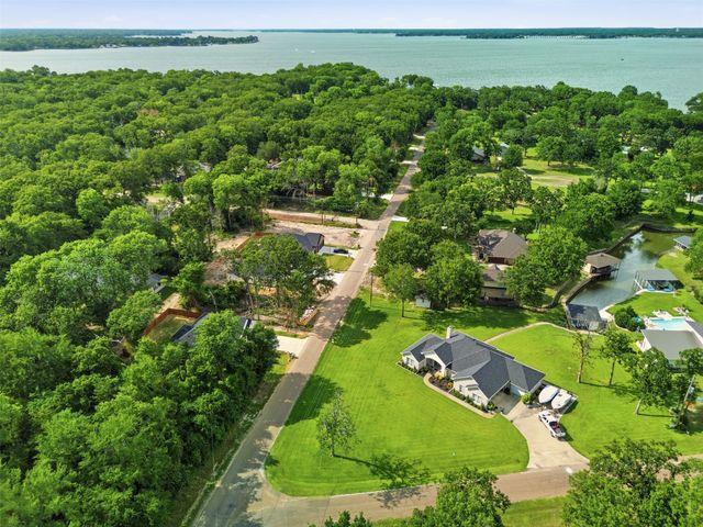 429 Waterboard Drive, Trinidad, TX 75163