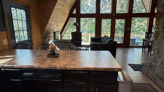 992 Stonegate Drive, Burnside, KY 42519