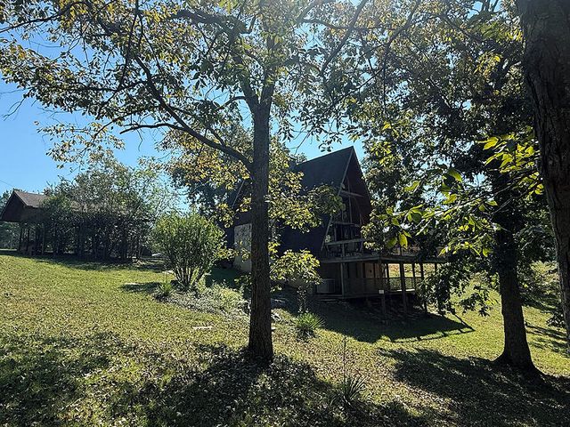 992 Stonegate Drive, Burnside, KY 42519