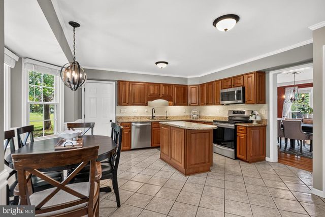9903 COBBLESTONE DR, Warrenton, VA 20186