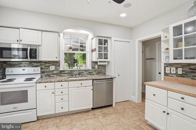 4011 OGLETHORPE ST, Hyattsville, MD 20782