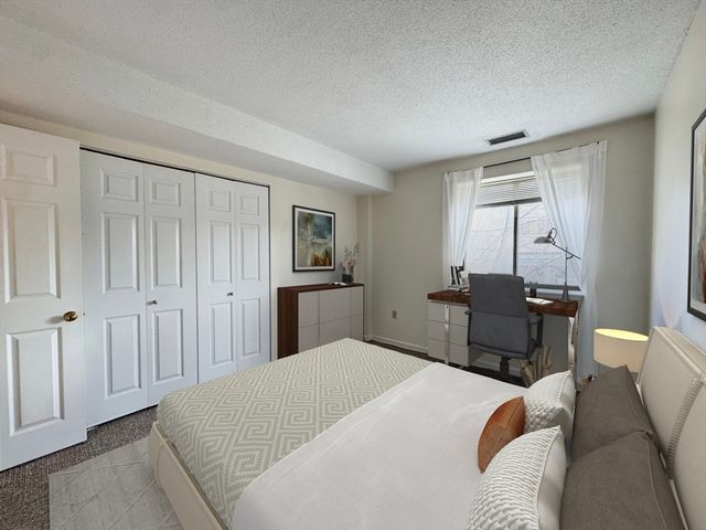 666 Main St 315, Winchester, MA 01890