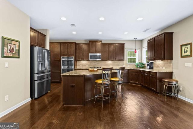 1267 Clear Stream Ridge, Auburn, GA 30011