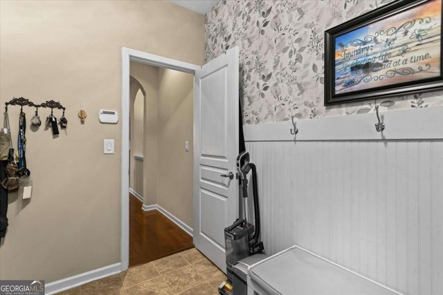 1267 Clear Stream Ridge, Auburn, GA 30011