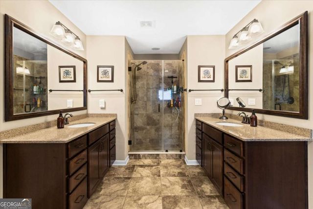 1267 Clear Stream Ridge, Auburn, GA 30011